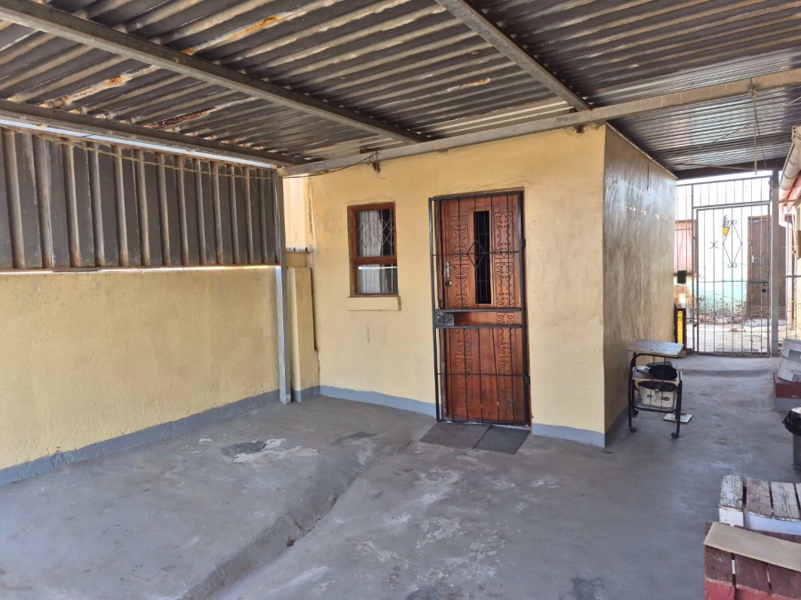 3 Bedroom Property for Sale in Zwide Eastern Cape